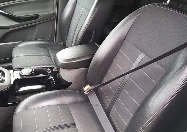 Ford Kuga cena 44000 przebieg: 170000, rok produkcji 2012 z Drezdenko małe 497